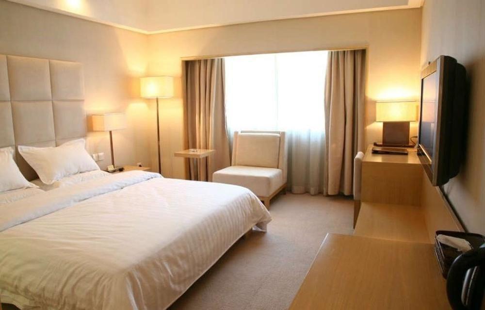 Beijing Guangdong Hotel Exterior photo